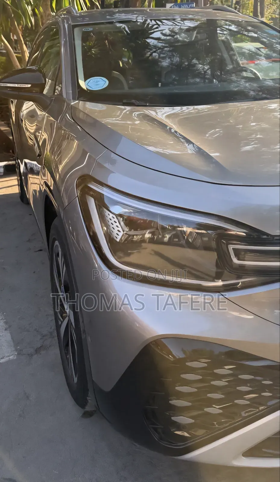 Volkswagen ID.6 2024 Gold