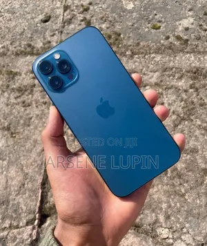 Photo - Apple iPhone 12 Pro Max 256 GB Blue