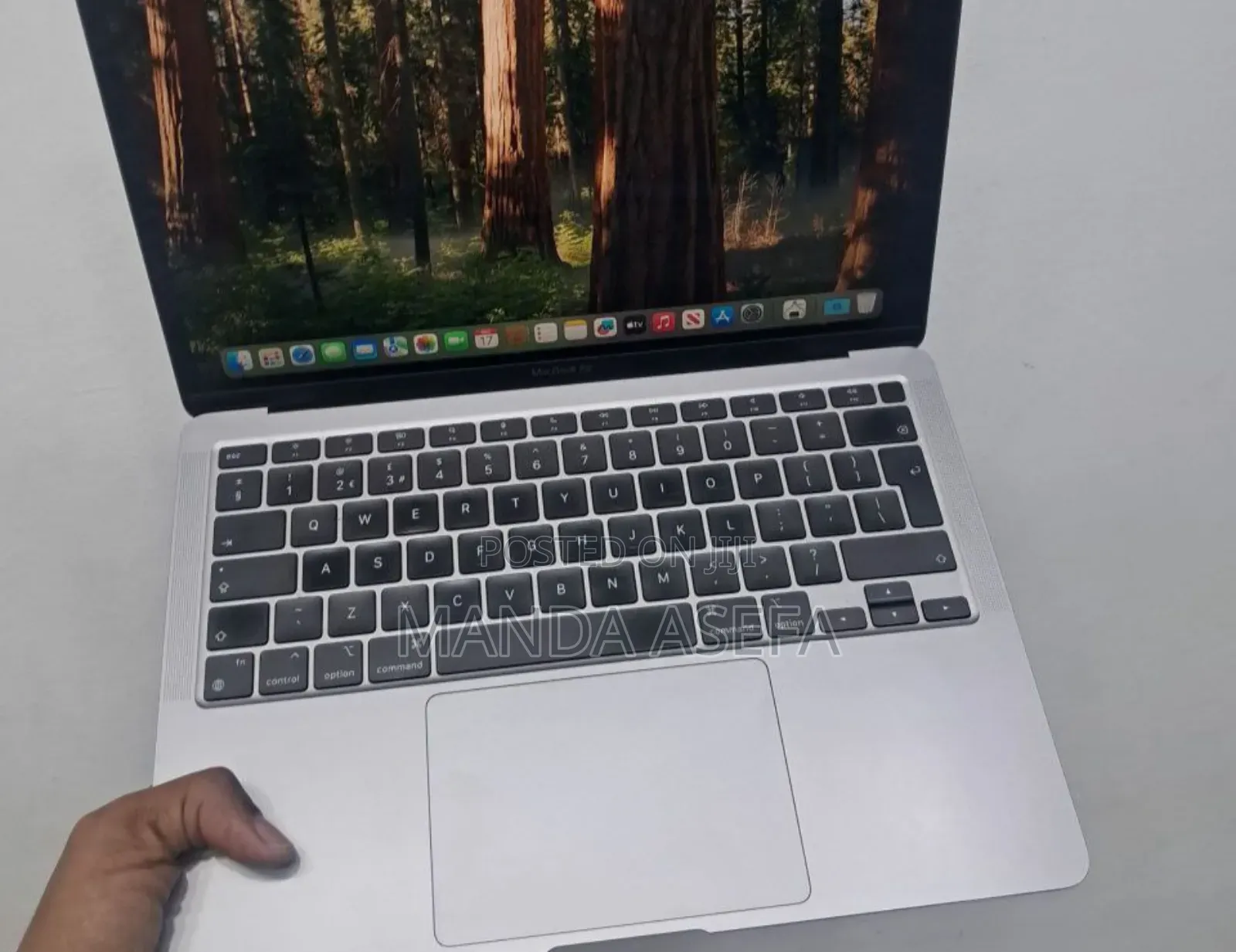 New Laptop Apple MacBook Air 2020 M1 16GB Apple M1 SSD 256GB