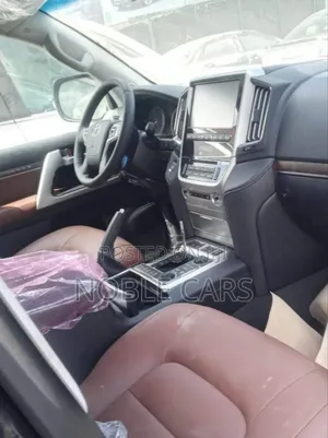 Toyota Land Cruiser 2019 Matt Black