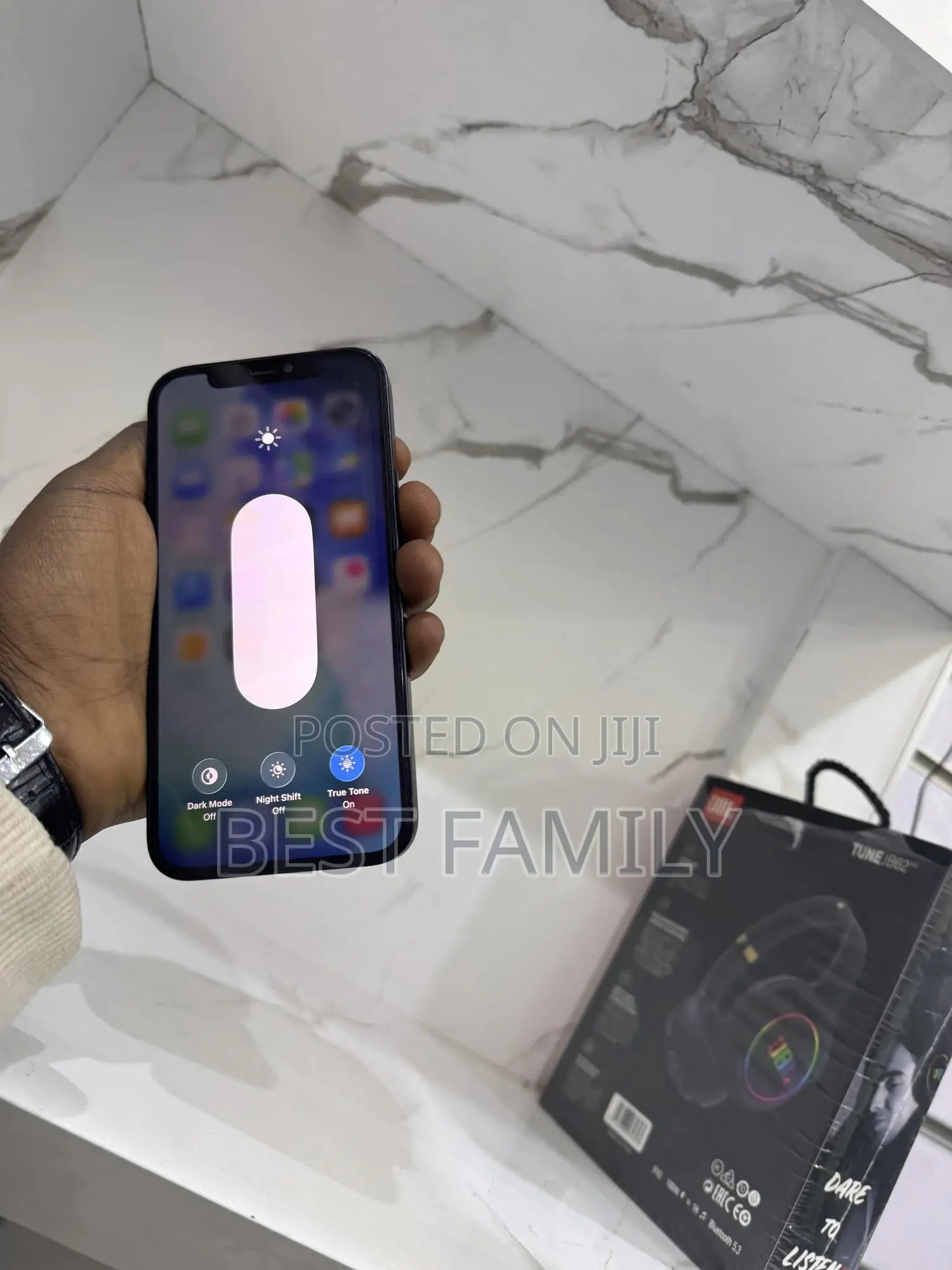 New Apple iPhone 12 64 GB Blue