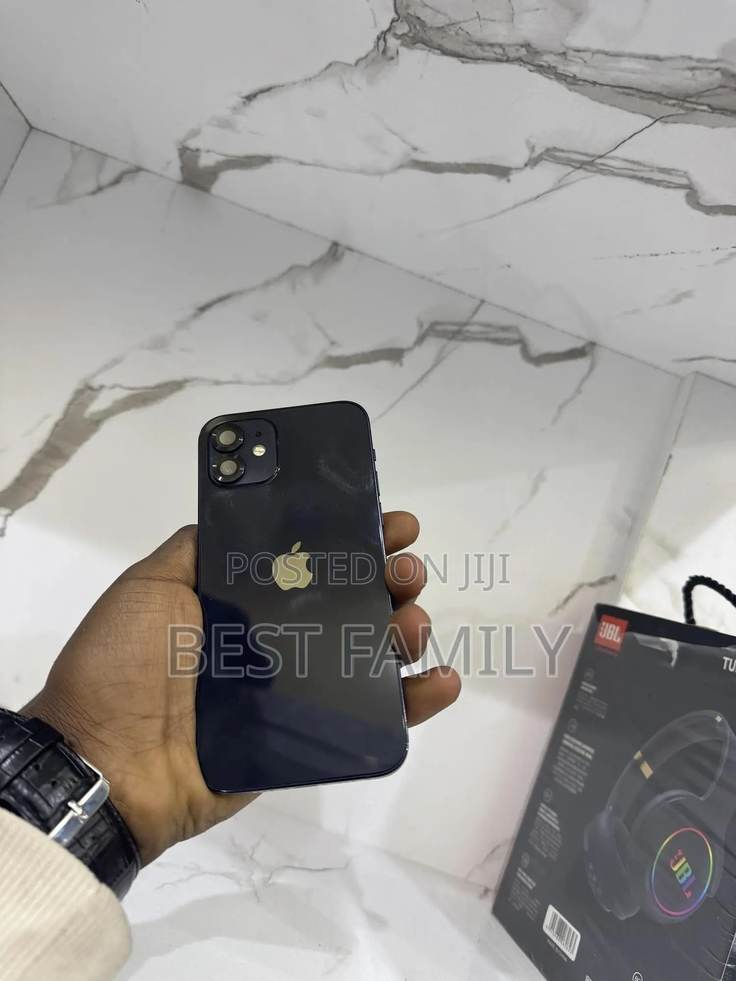 New Apple iPhone 12 64 GB Blue