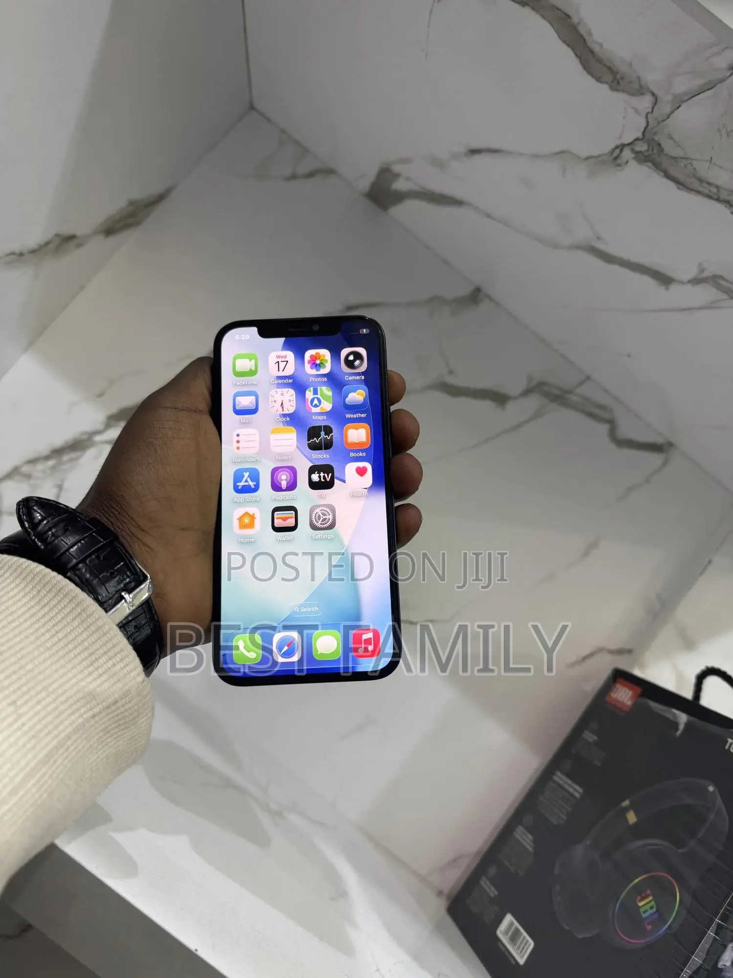 New Apple iPhone 12 64 GB Blue