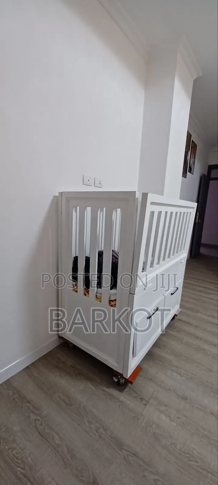Kids Bed Slightly Used for 6 Month