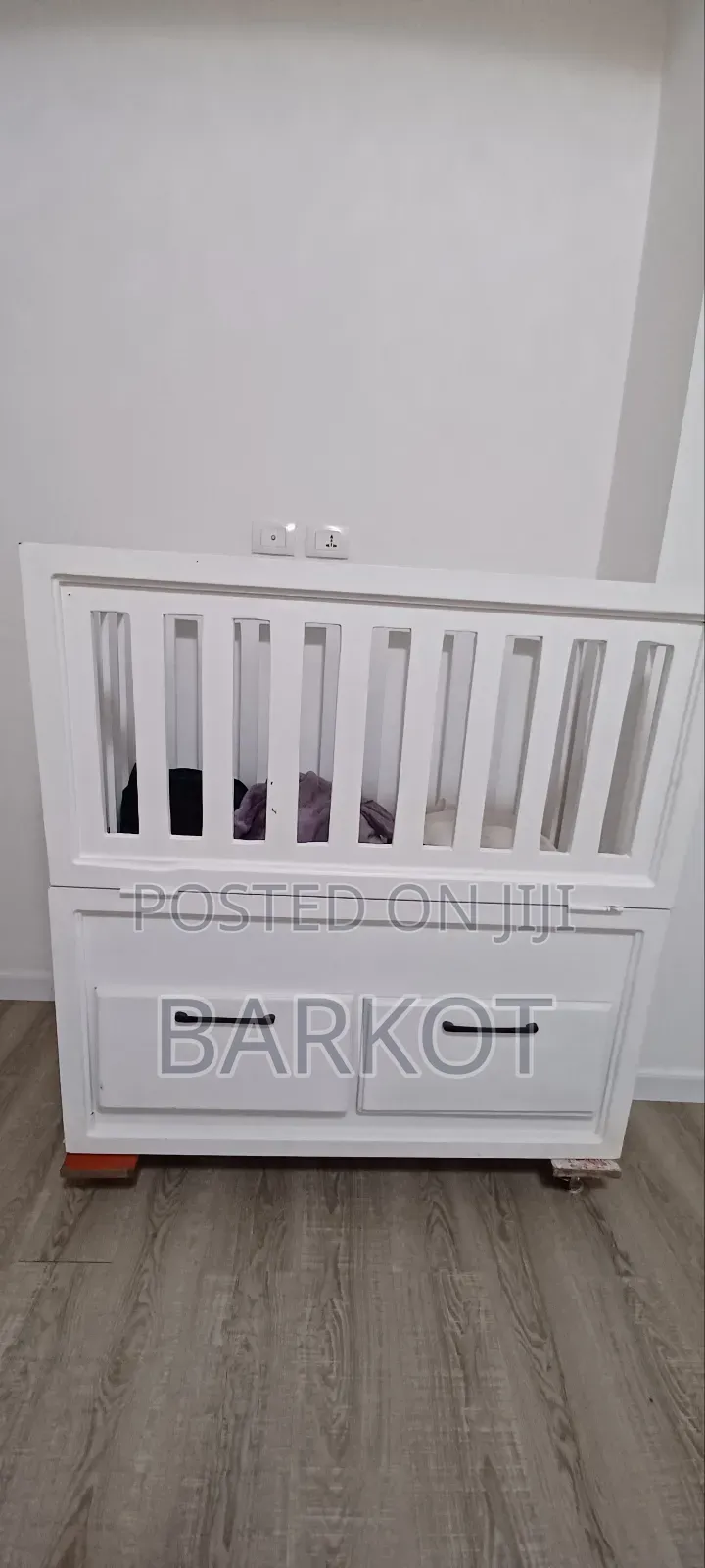 Kids Bed Slightly Used for 6 Month