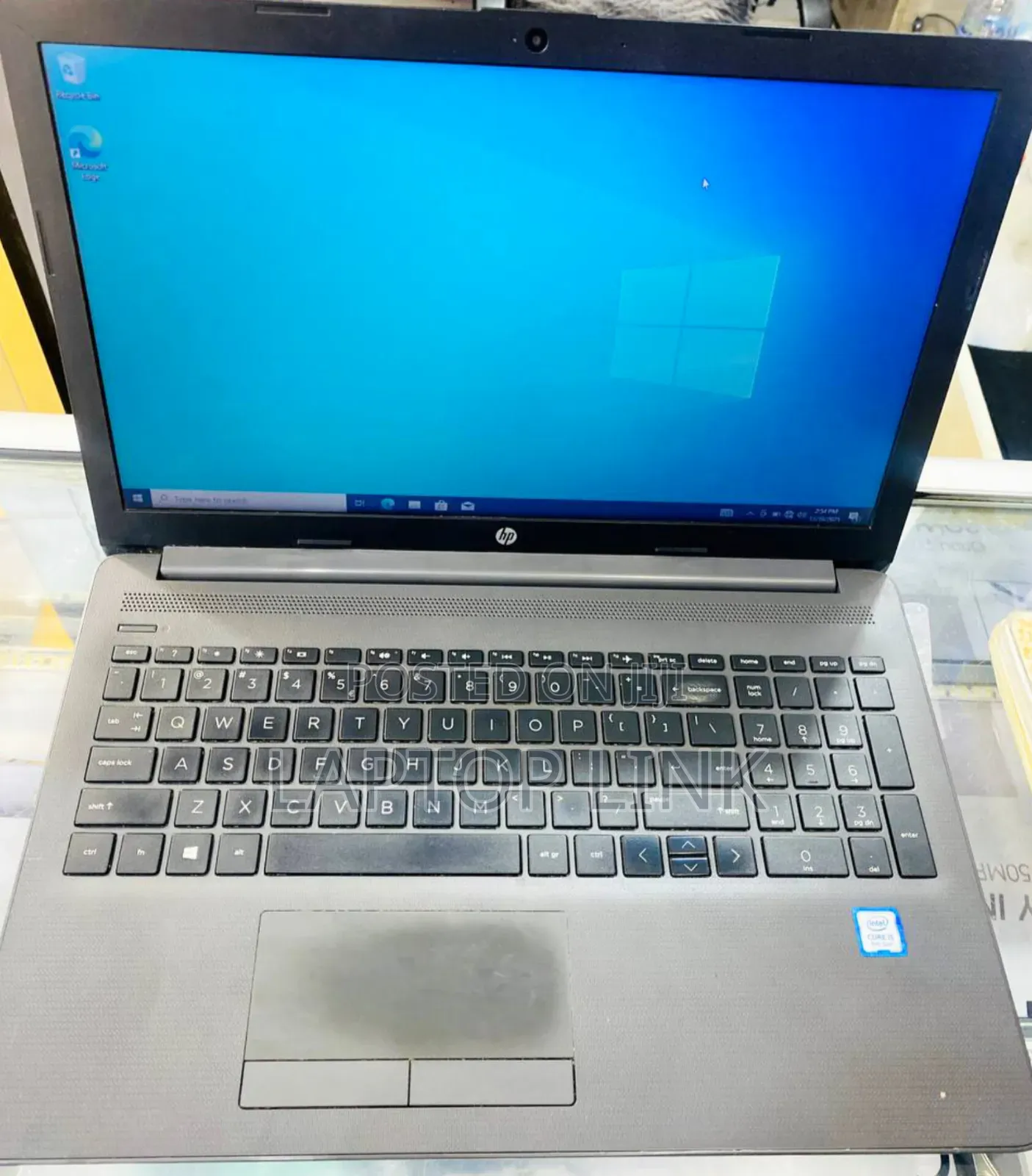 Laptop HP 250 G7 4GB Intel Core I5 HDD 1T