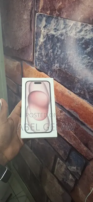 New Apple iPhone 15 128 GB Pink