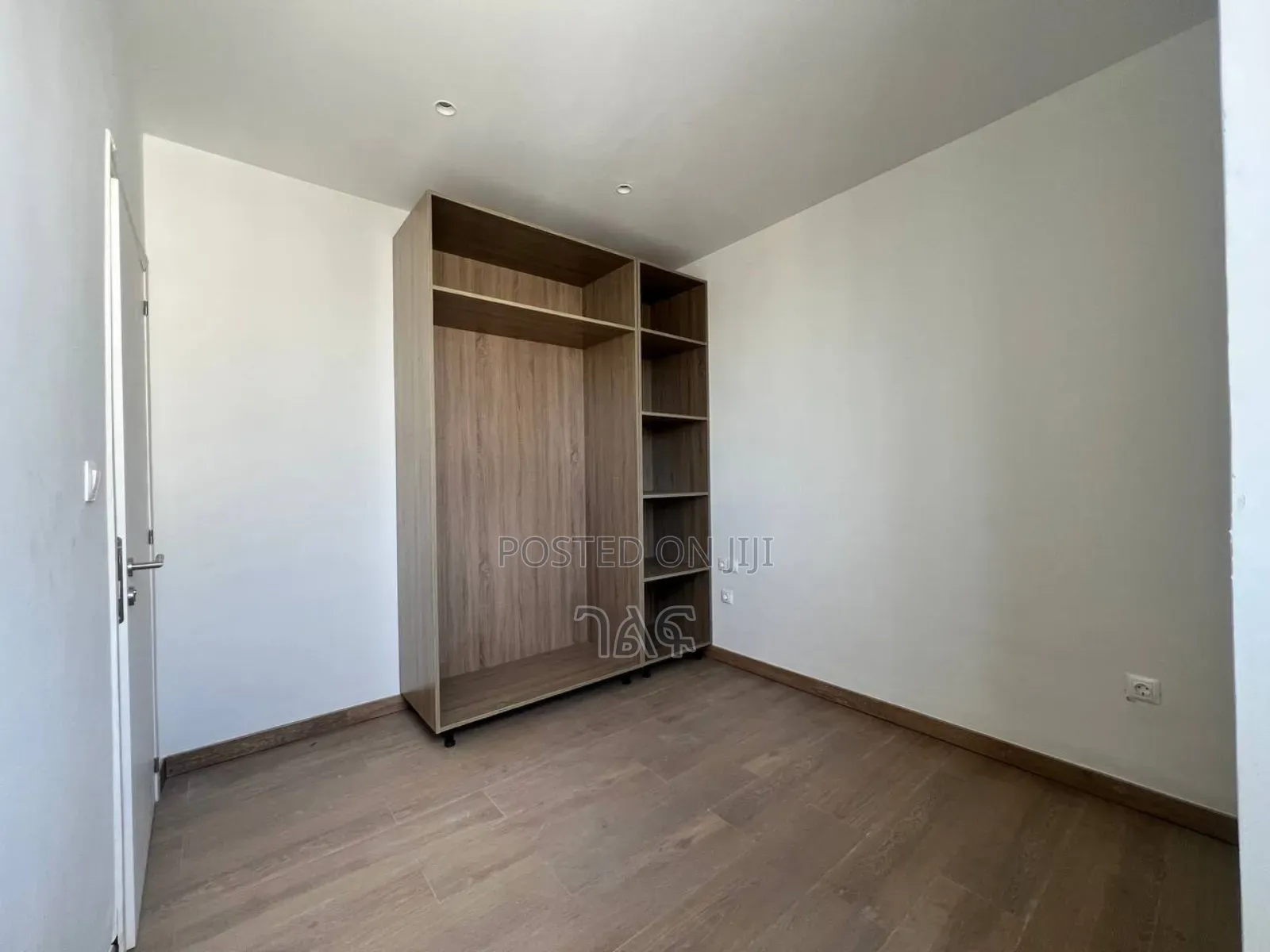 3bdrm Apartment in ቤቱ የሚገኘው ቦሌ ደንበል, Bole for sale