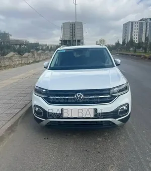 Photo - Volkswagen T-Cross 2021 White