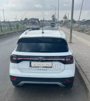 Volkswagen T-Cross 2021 White
