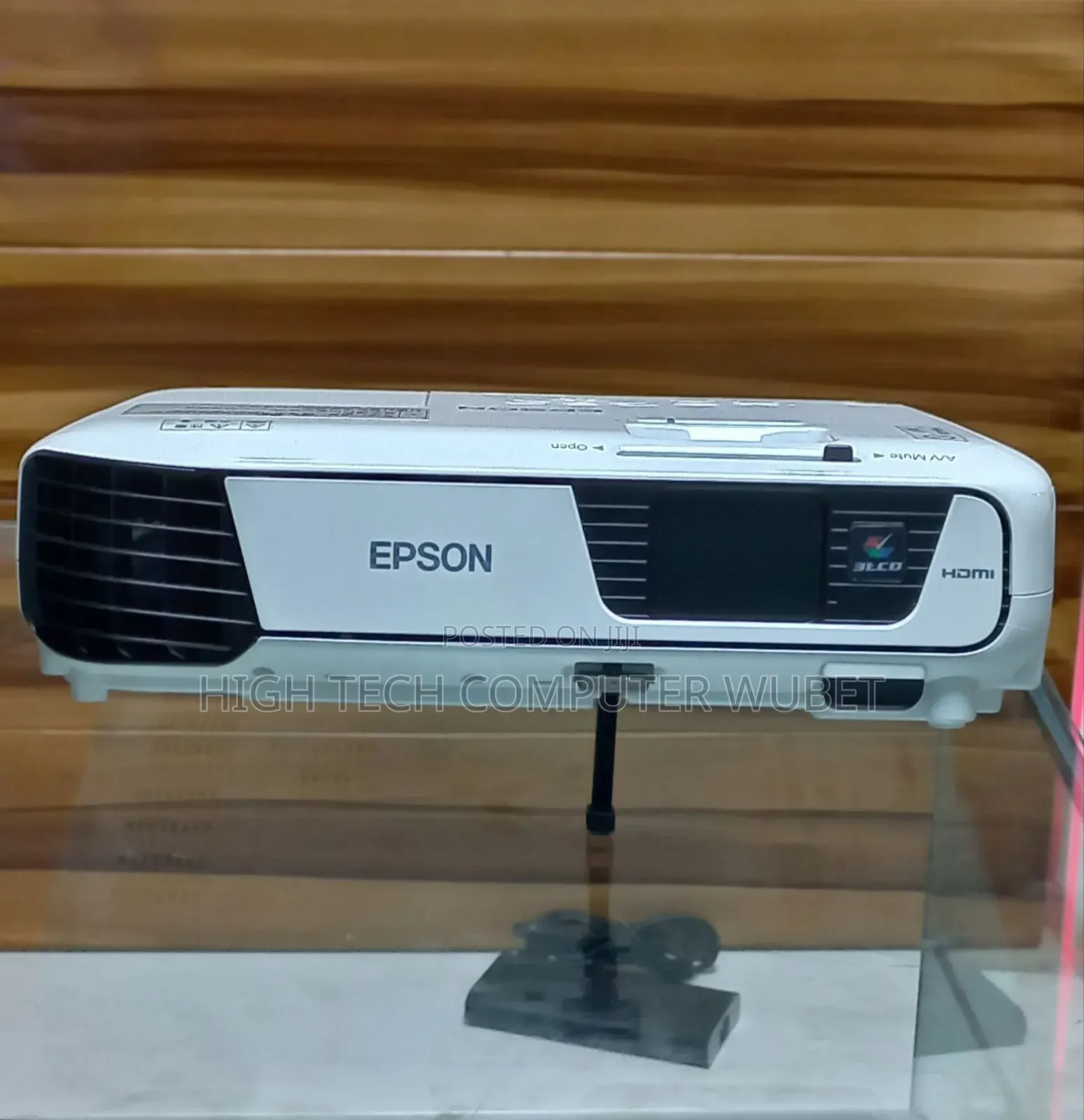 Tepson Projector Model Name: Cb-X31 Hardware Interface: Vga, Usb,
