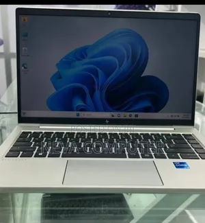 New Laptop HP EliteBook 830 G8 16GB Intel Core I7 SSD 512GB