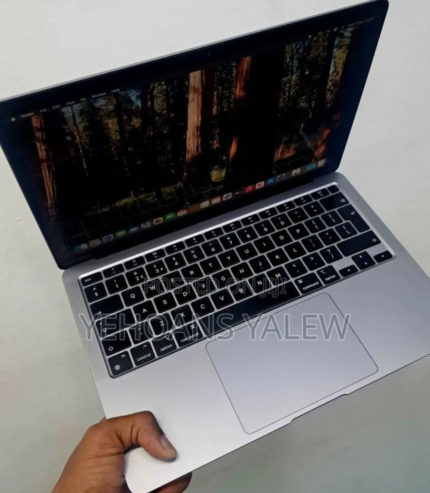 New Laptop Apple MacBook Air 2020 M1 16GB Apple M1 SSD 256GB