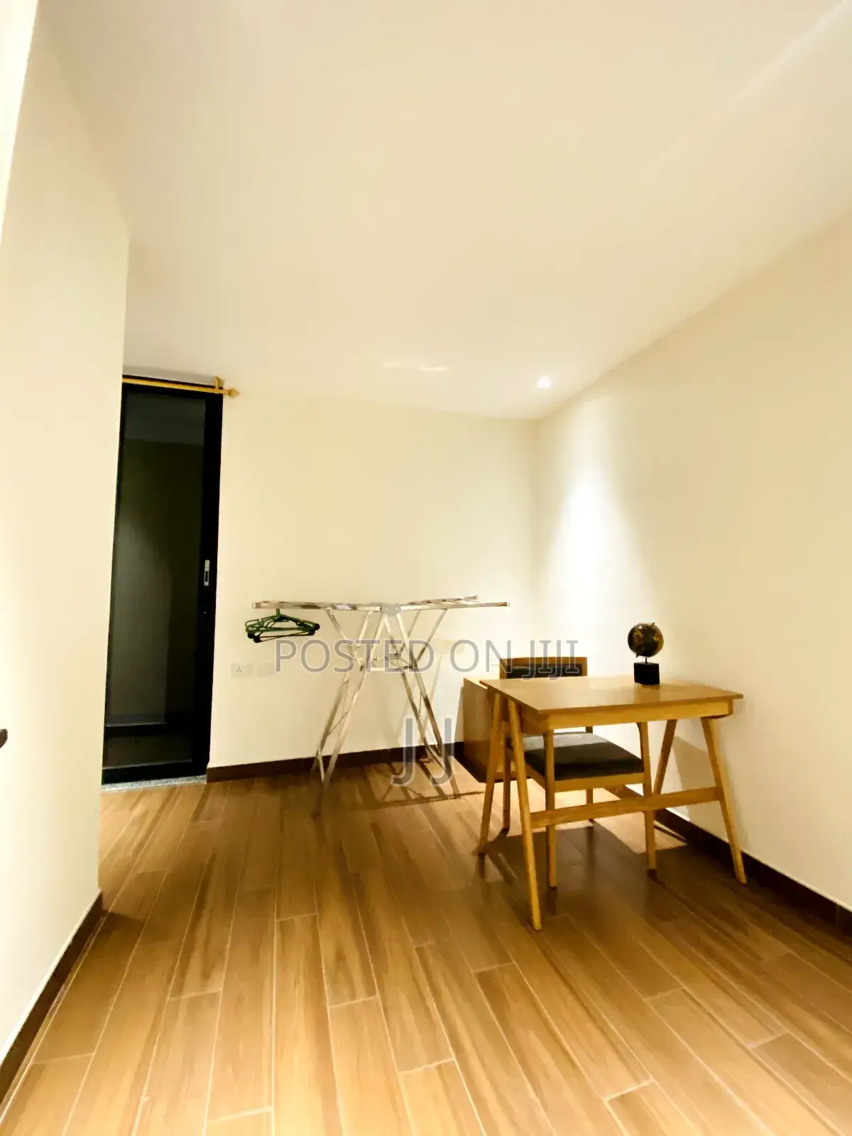 Furnished 3bdrm Apartment in Kirkos for rent