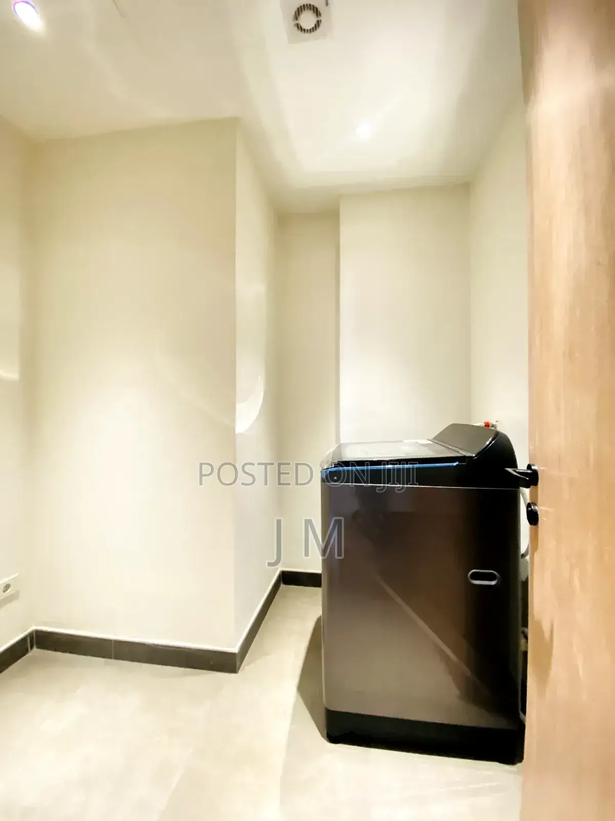 Furnished 3bdrm Apartment in Kirkos for rent