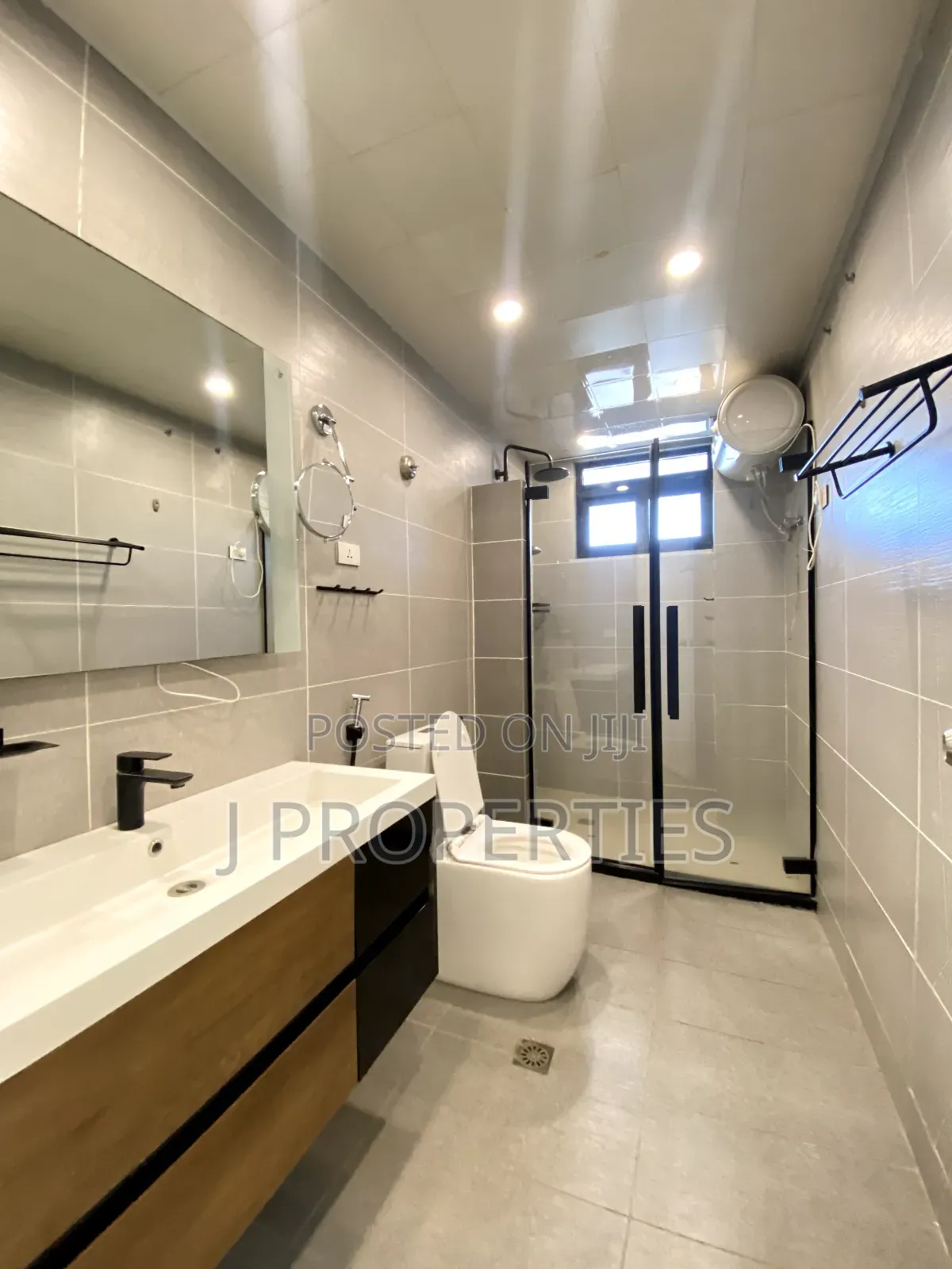 Furnished 3bdrm Apartment in Bole for rent