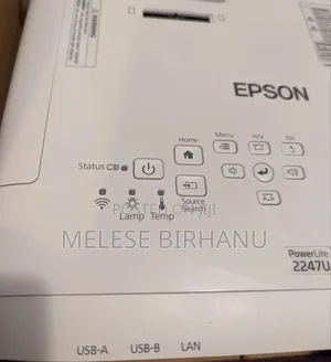New Epson 2245 LCD Projector