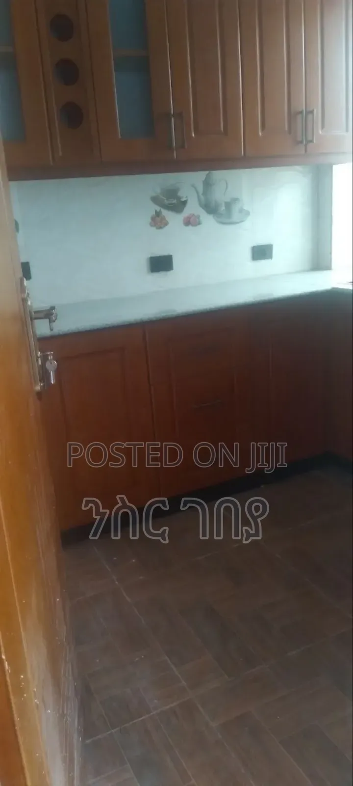 Furnished 2bdrm Condo in Aykt Mekedonia, Yeka for rent