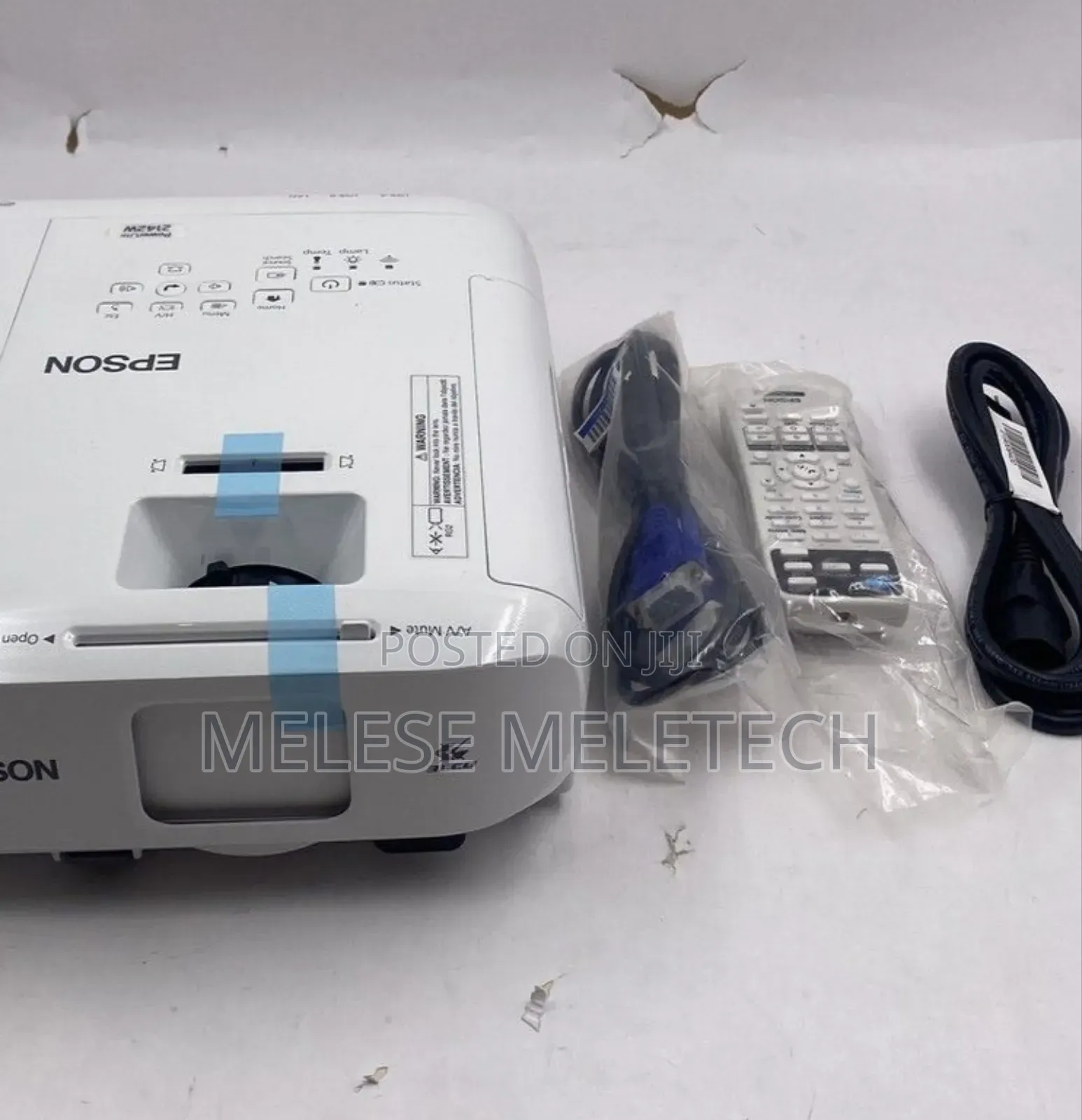 New Epson 2245u LCD Projector