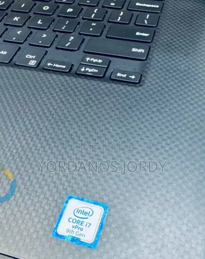 New Laptop Dell Precision 15 3520 16GB Intel Core I7 SSD 512GB