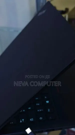 New Laptop Lenovo ThinkPad X390 16GB Intel Core I5 SSD 512GB