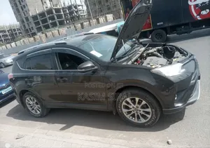 Toyota RAV4 LE AWD (2.5L 4cyl 6A) 2016 Gray