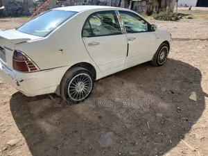 Toyota Corolla 2006 White