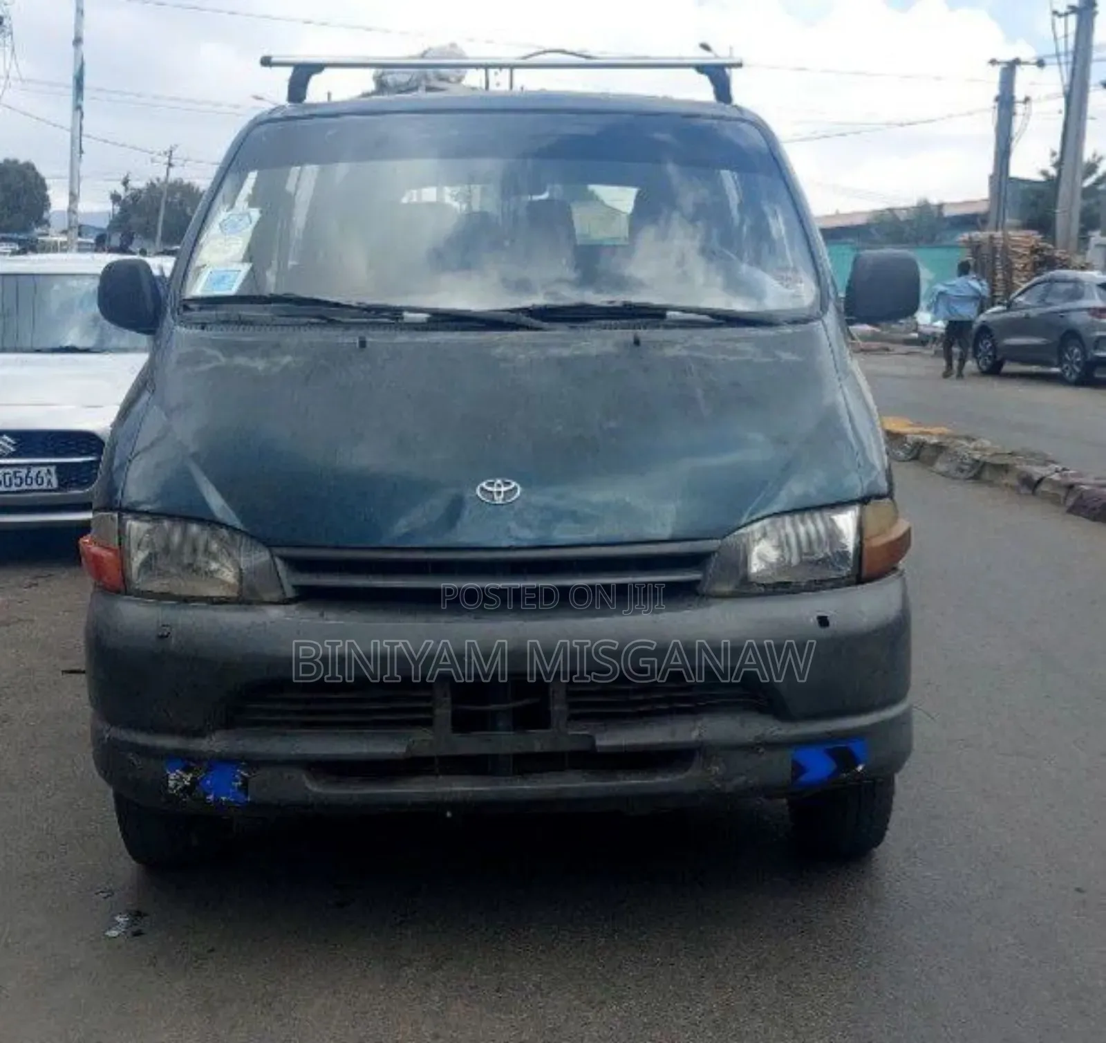 Toyota HiAce 2001 Green