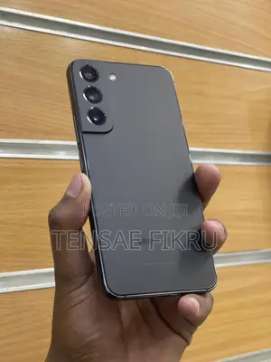 Photo - Samsung Galaxy S22 5G 256 GB Black