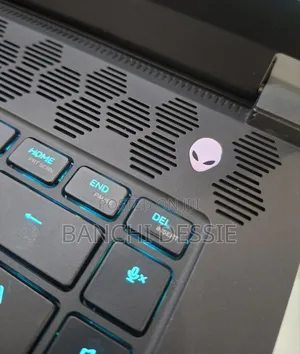 New Laptop Alienware M15 R3 32GB Intel Core I9 SSD 1T