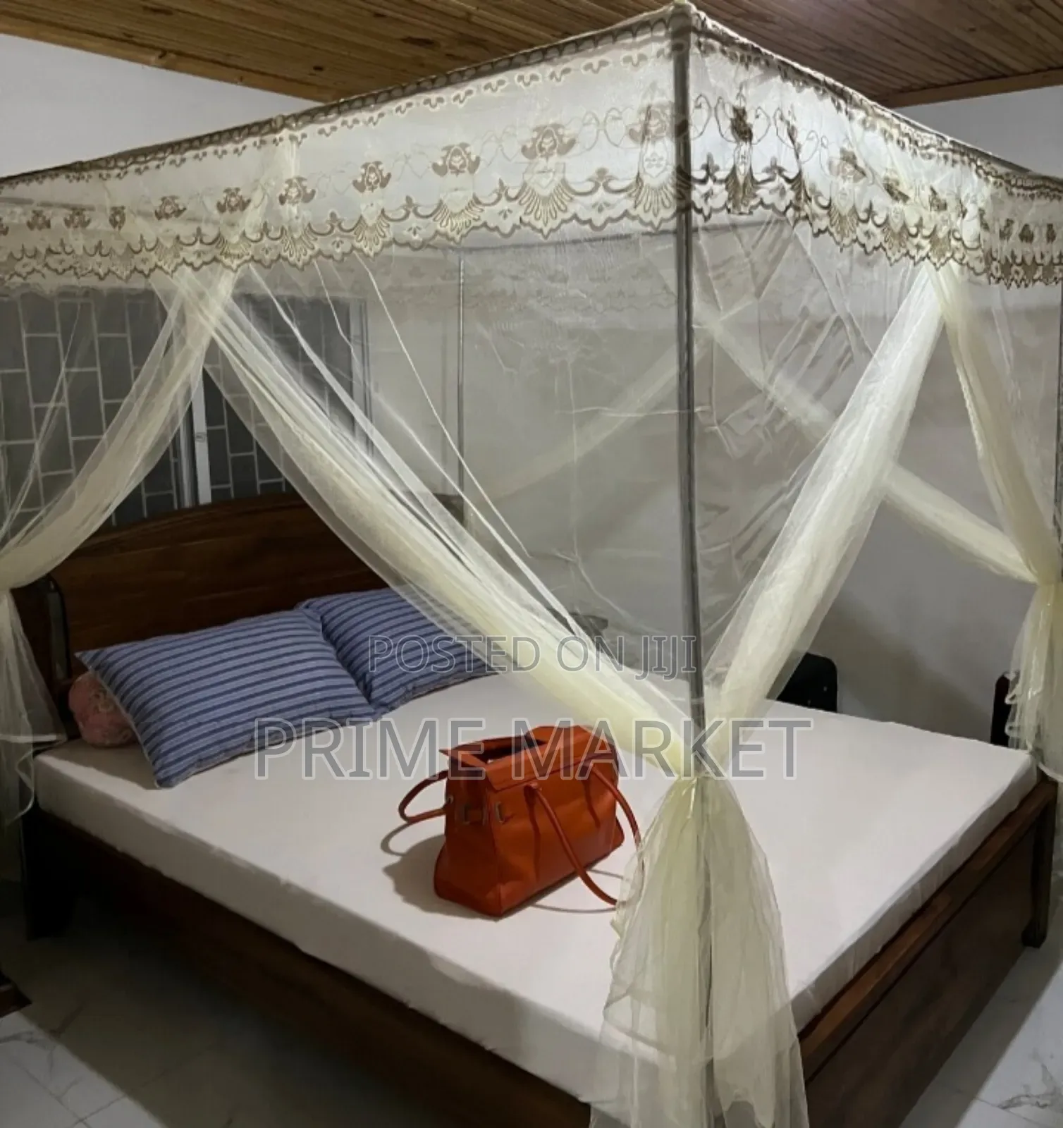 አጎበር - ❹ መዓዘን [4 ማቆሚያ ያለው]