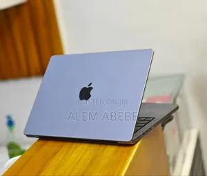 New Laptop Apple MacBook Pro M1 32GB Apple M1 Pro SSD 512GB