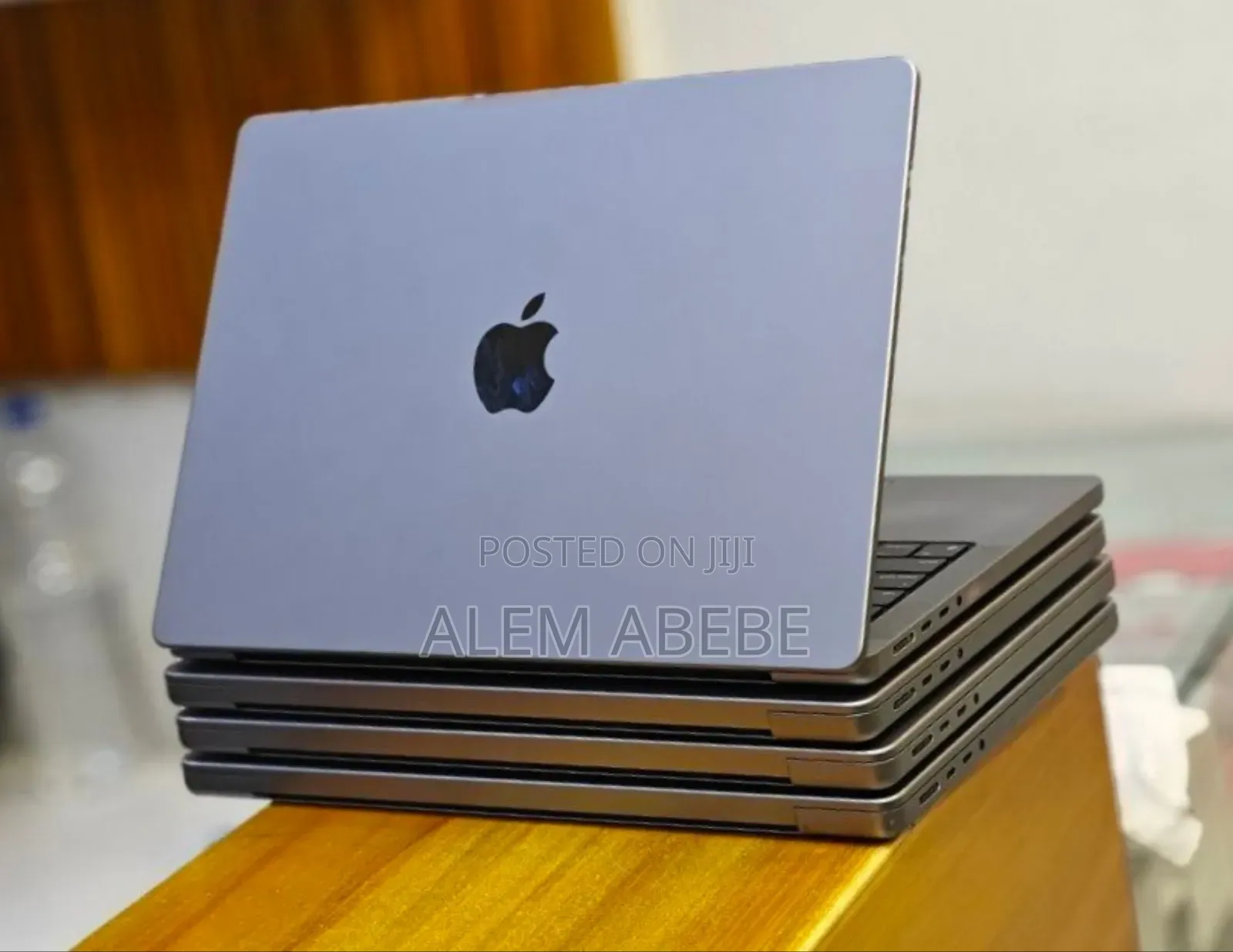 New Laptop Apple MacBook Pro M1 32GB Apple M1 Pro SSD 512GB