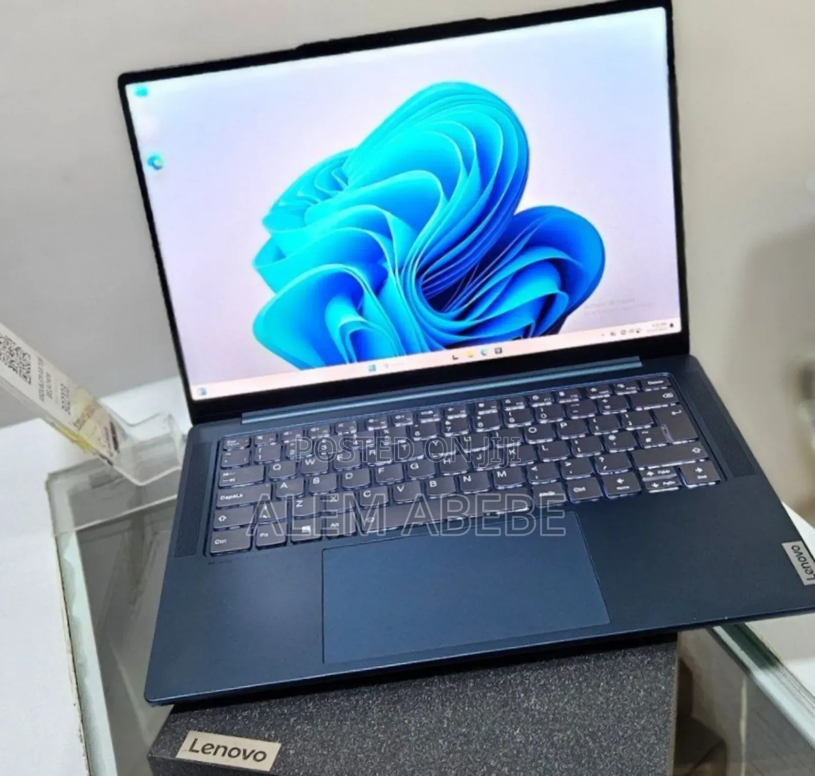 New Laptop Lenovo Yoga 7 15ITL5 16GB Intel Core I7 SSD 1T