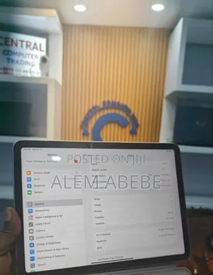 New Apple iPad Air (2022) 64 GB