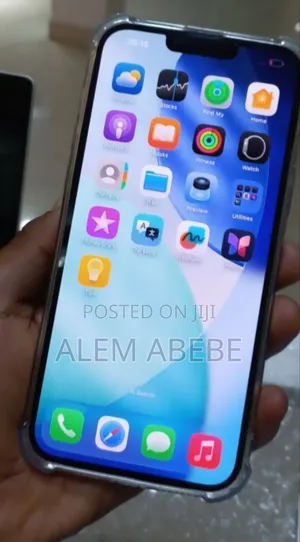 Photo - New Apple iPhone 13 Pro Max 256 GB