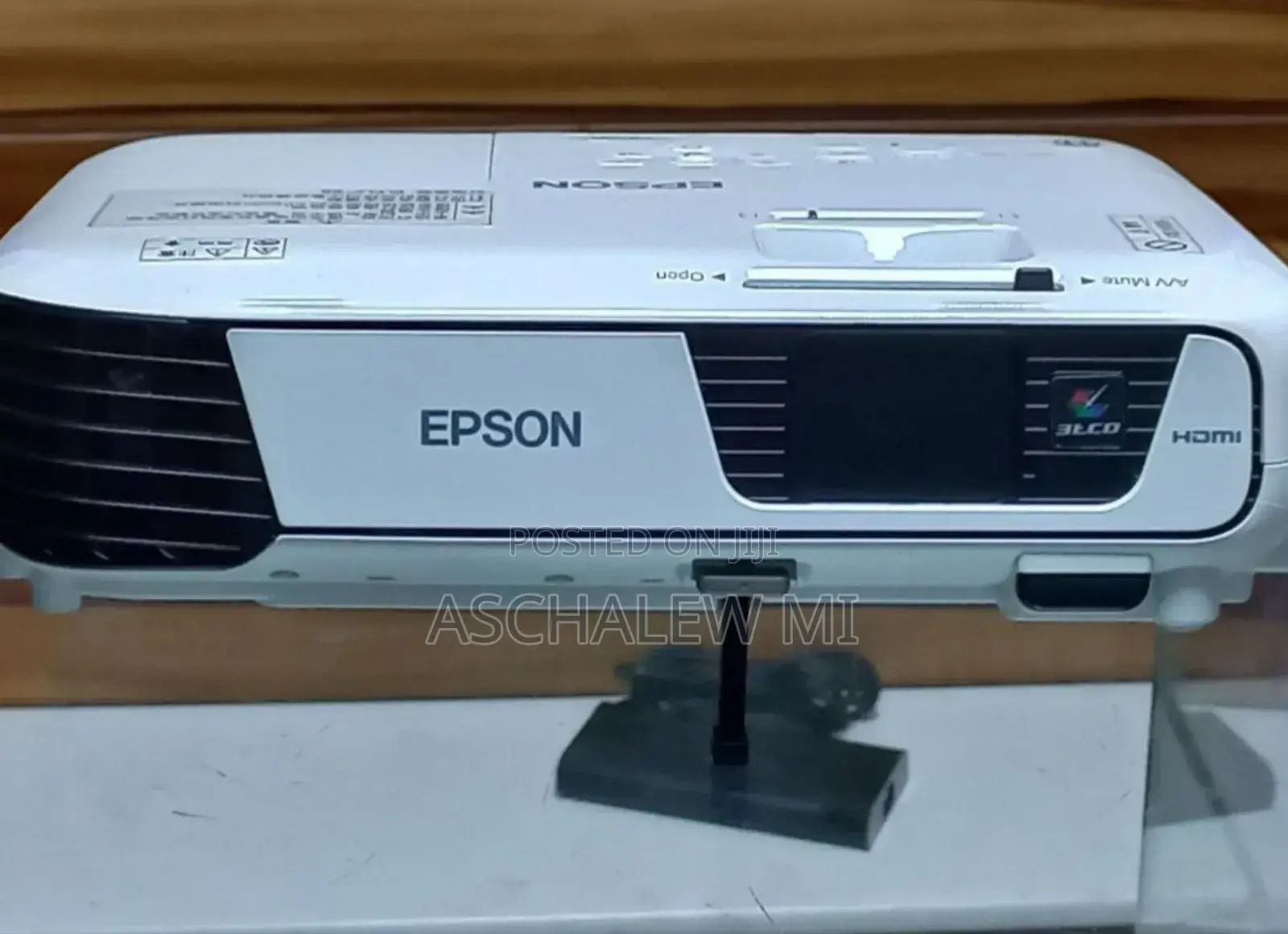 Epson Projector Model Name: Cb-X31 Hardware Interface: Vga, Usb, Hd