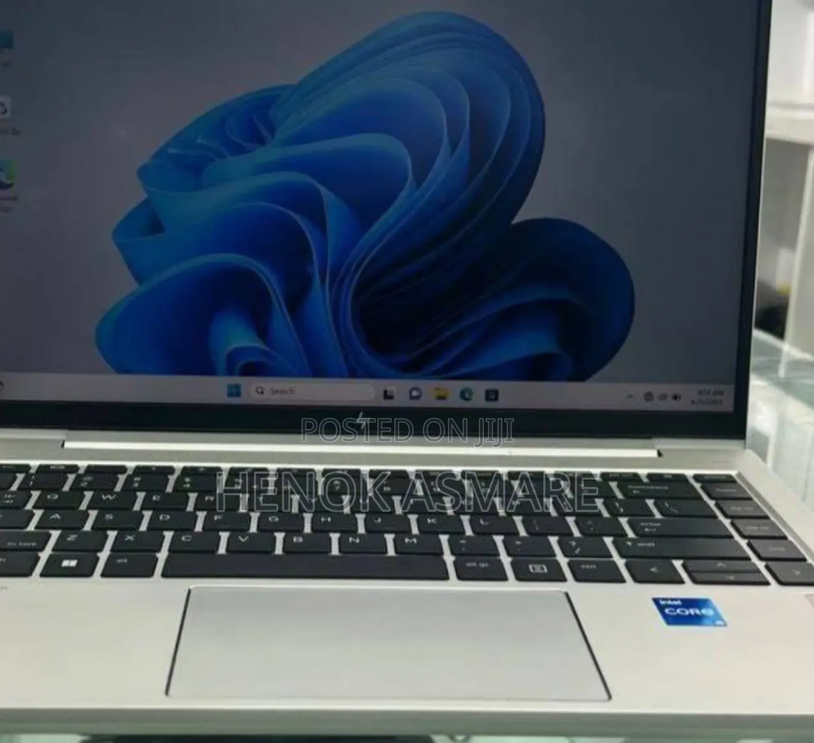 New Laptop HP EliteBook 830 G8 16GB Intel Core I7 SSD 1T