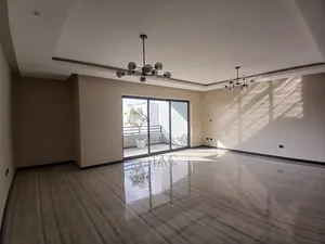 3bdrm Apartment in 236 ካሬ ቦሌ መስቀል ፍላወር, Bole for sale