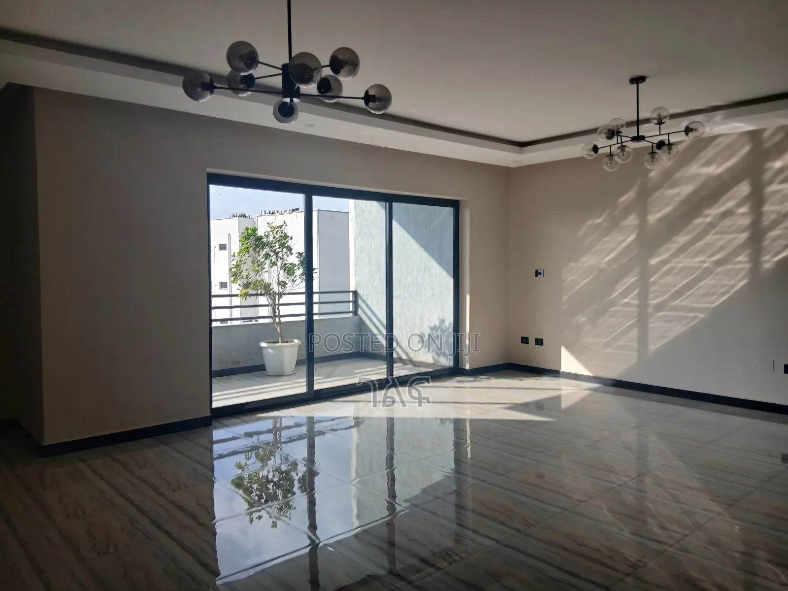 3bdrm Apartment in 236 ካሬ ቦሌ መስቀል ፍላወር, Bole for sale