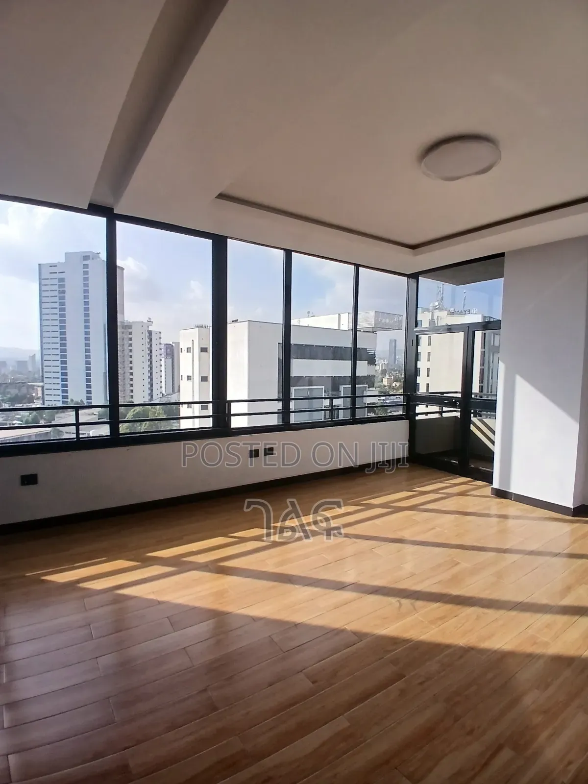 3bdrm Apartment in 236 ካሬ ቦሌ መስቀል ፍላወር, Bole for sale