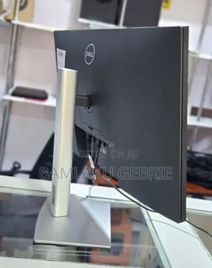 New Dell 27" Inch Frameless Monitor 2022/23 Resolution