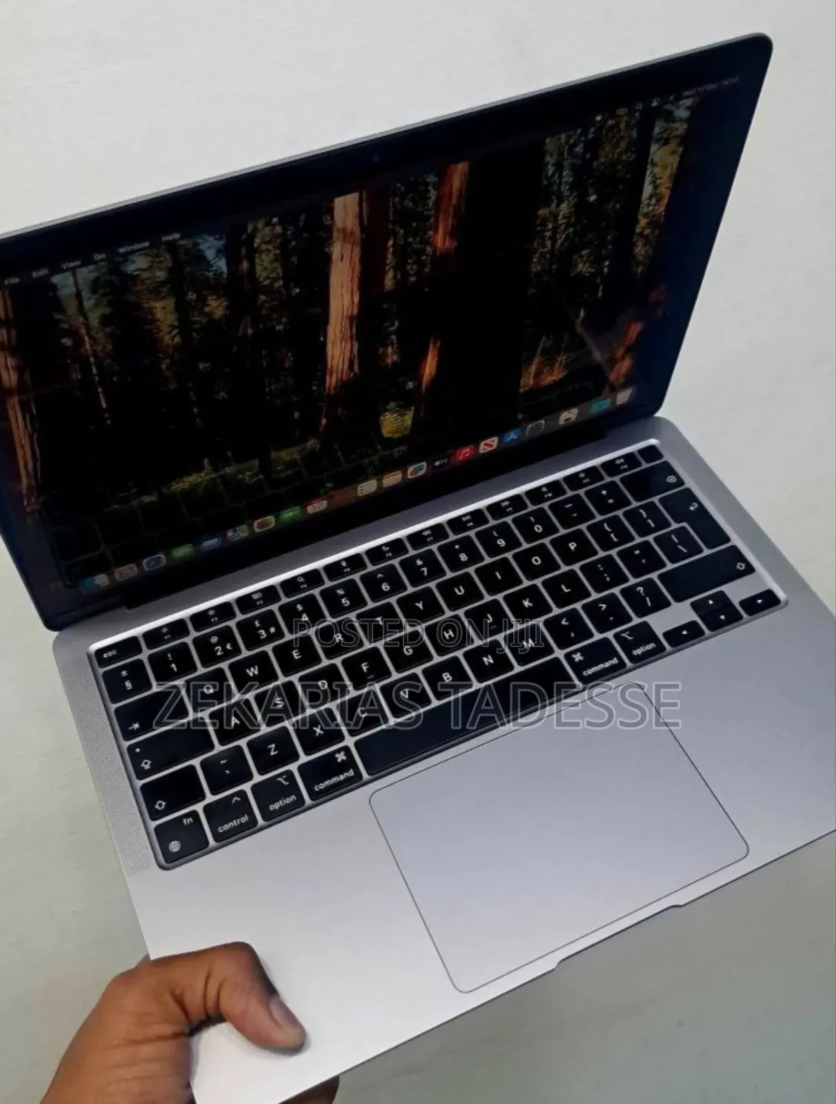New Laptop Apple MacBook Air 16GB Apple M1 SSD 256GB