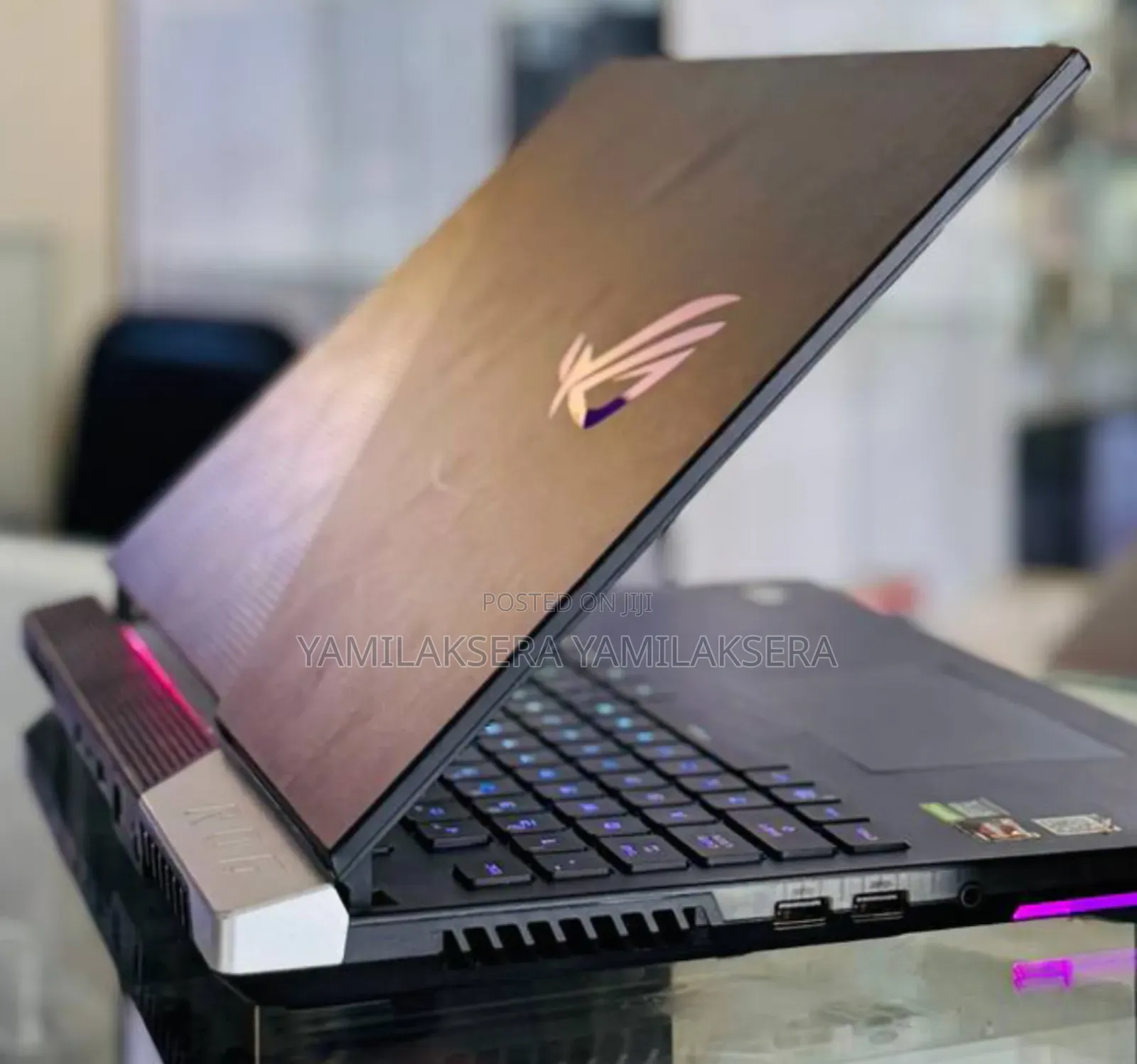 New Laptop Asus ROG Strix G731G 32GB AMD Ryzen 9 SSD 1T