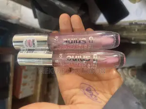 Photo - Shine Lip Gloss