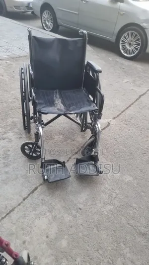 Wheelchair ዊልቸር段的wheelchair Foldable Leatther Seat袱我wheelchair Medical