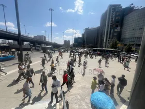 50% የባንክ ብድር የተመቻቸለት የንግድ ሱቅ!