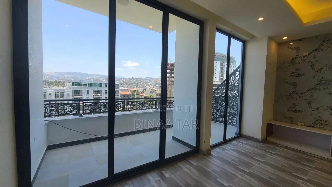 3bdrm Apartment in Deko Realstate, Bole for sale