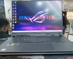 New Laptop Asus ROG Strix G16 G614 16GB Intel Core I9 SSD 1T