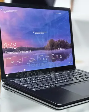 New Laptop Microsoft Surface 8GB Intel Core I5 SSD 512GB